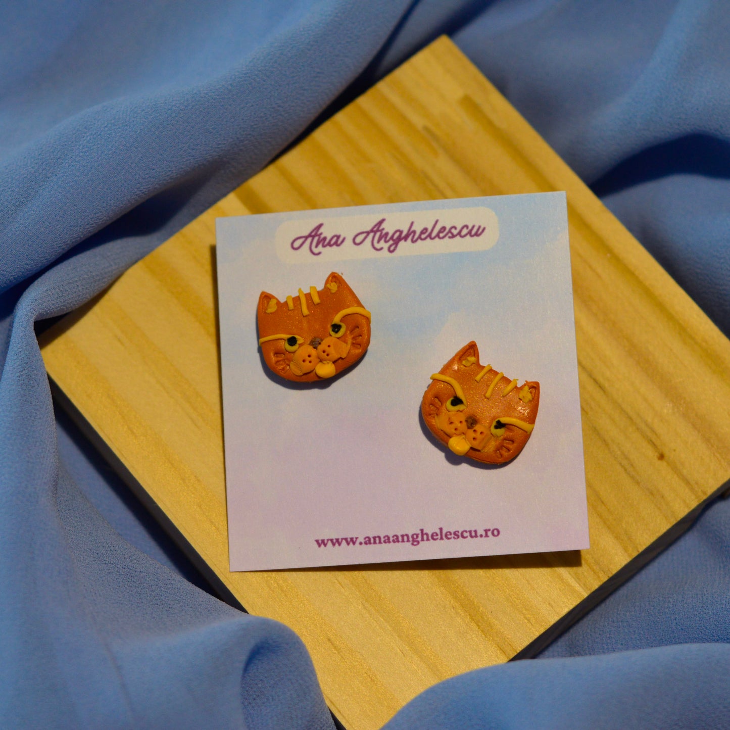 Cercei stud Orange Tabby