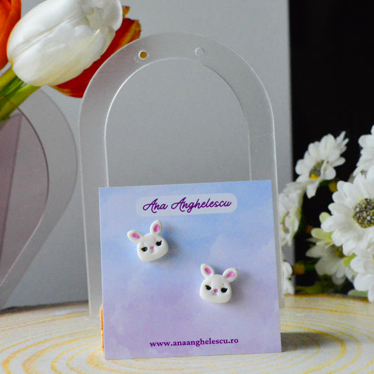 Cercei stud iepuraș