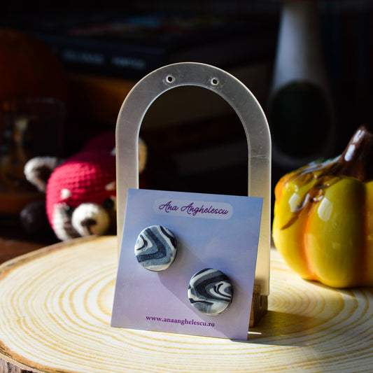 Cercei stud marble 1