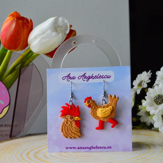 Cercei cocoș și găinușă