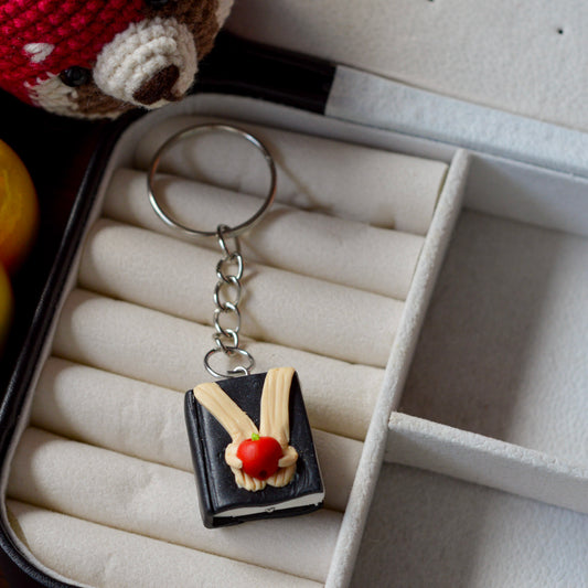 Breloc carte ,,The Twilight Saga”